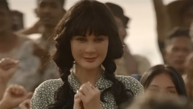 Luna Maya Sebagai Suzanna