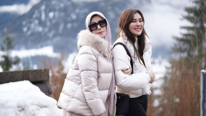 Amy Qanita dan Syahnaz Sadiqah