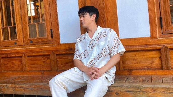 Instagram.com/ericnam