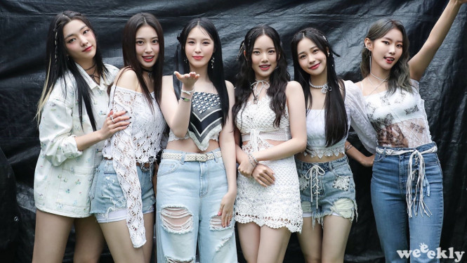 Twitter.com/_weeekly