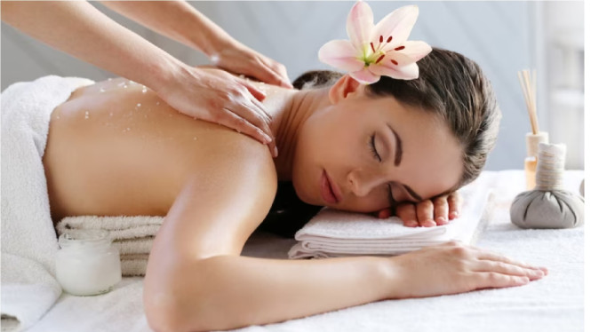 Freepik/racoolstudio