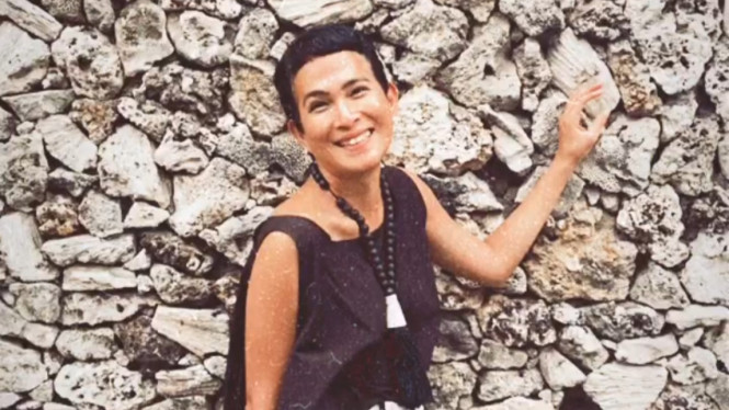 Instagram/oscarlawalata