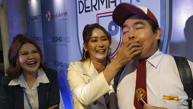 IntipSeleb/ Wahyu Firmansyah