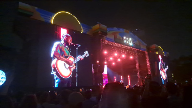 Intipseleb/Tiya Sukmawati