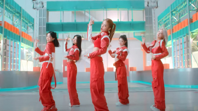 YouTube/JYP Entertainment