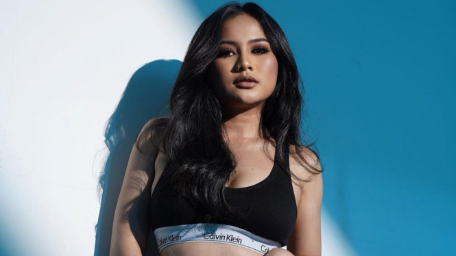 Instagram/ @djgraceland