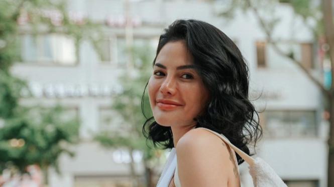 Instagram/nikitamirzanimawardi_172