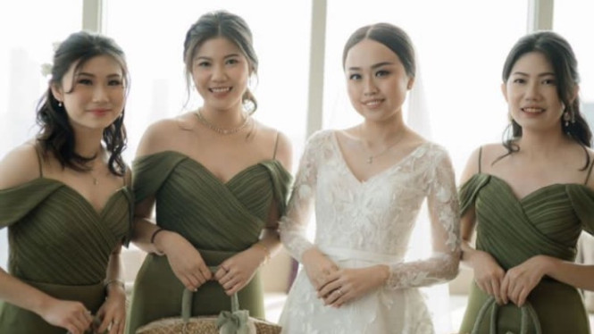 Instagram.com/soecah_bridesmaid