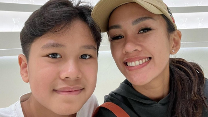 Instagram/@melanieputria