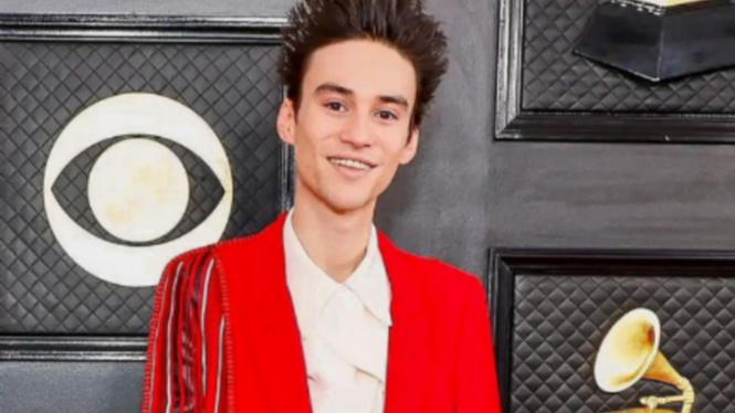 Lirik dan Terjemahan Lagu Witness Me - Jacob Collier feat Shawn Mendes