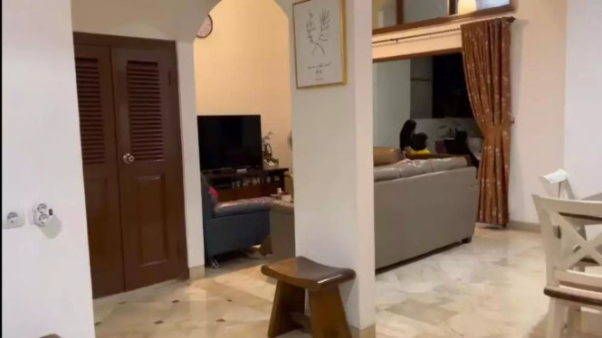 Tangkapan Layar Video YouTube Joy Tobing