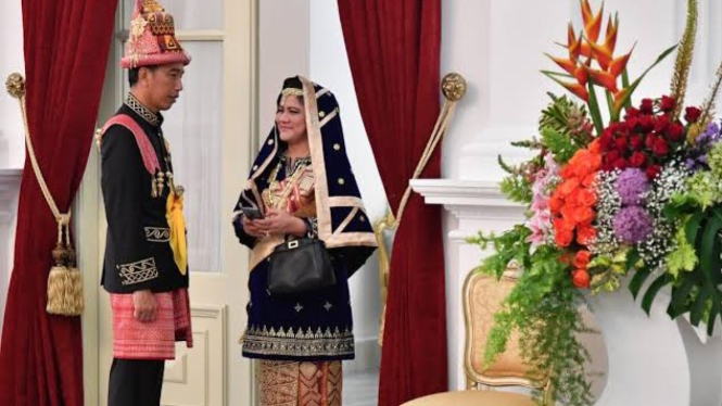 9 Baju Adat Jokowi Saat Pidato Kenegaraan di Momen HUT Kemerdekaan RI