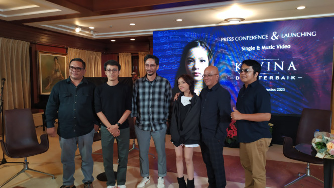 IntipSeleb/ Wahyu Firmansyah