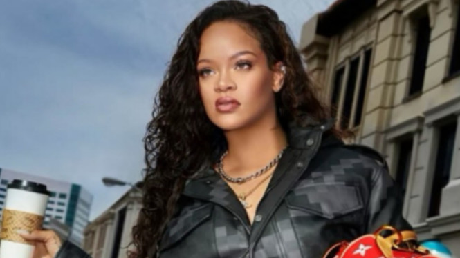 Instagram/@badgalriri