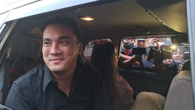 Intipseleb/Tiya Sukmawati