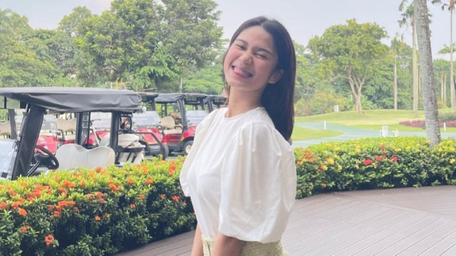 Instagram/azizahsalsha_