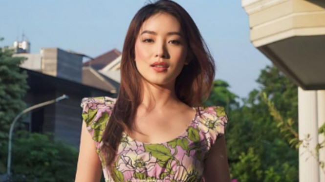 Instagram/@natashawilona12