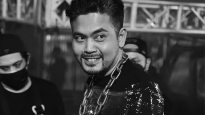 Instagram/@ogearthemus