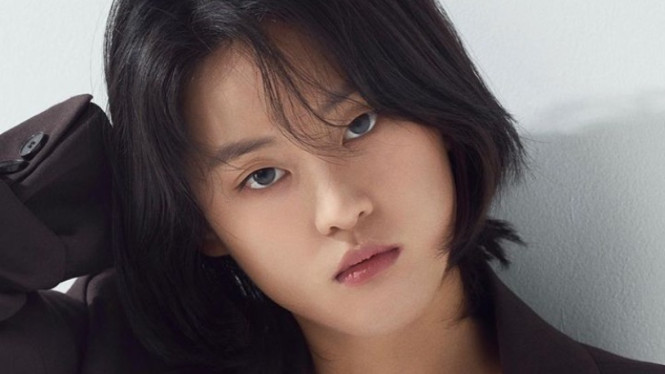 Instagram.com/h.a.y.eon