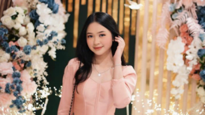 Instagram/@indahaqila