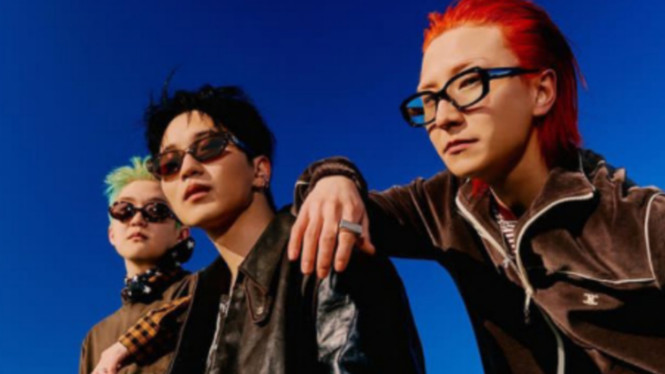 Instagram/@wave_to_earth