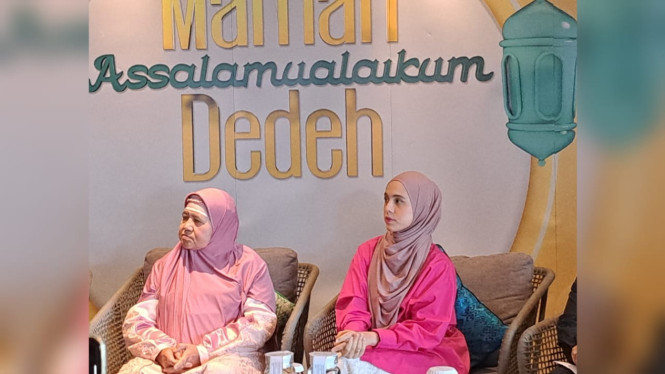 Intipseleb/Tiya Sukmawati