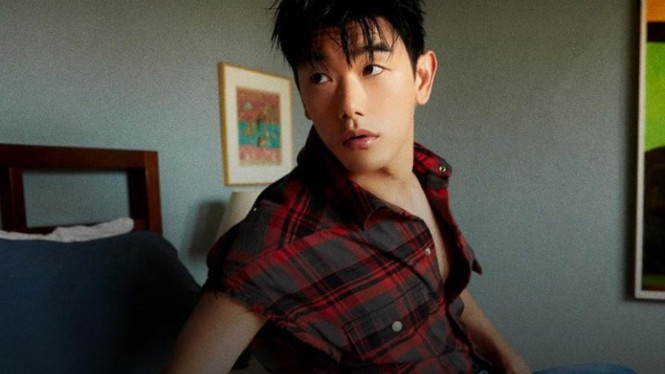 Instagram.com/ericnam