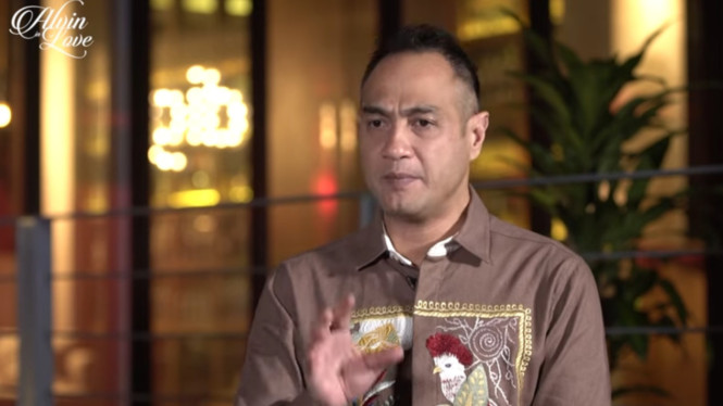 Youtube.com/Alvin in Love