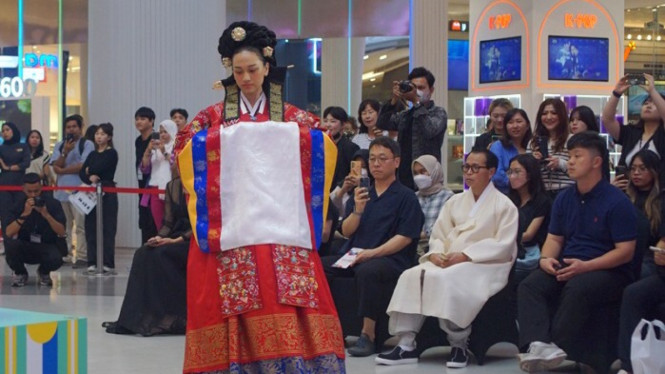 Hanbok Wave Jadi Tanda 50 Tahun Hubungan Diplomasi Indonesia dan Korea