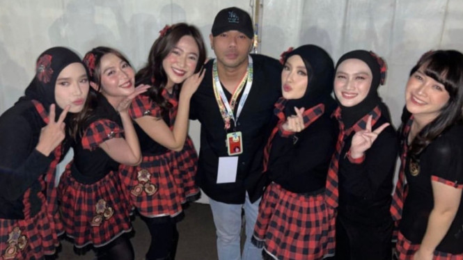 Twitter/ @kinalkinal