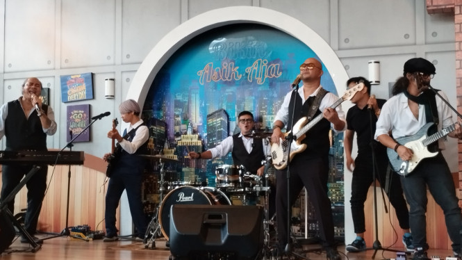 IntipSeleb/ Wahyu Firmansyah