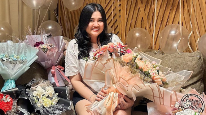 Instagram/ @nurutami.s