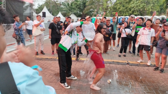 IntipSeleb/ Wahyu Firmansyah