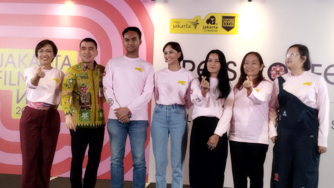 IntipSeleb/ Wahyu Firmansyah