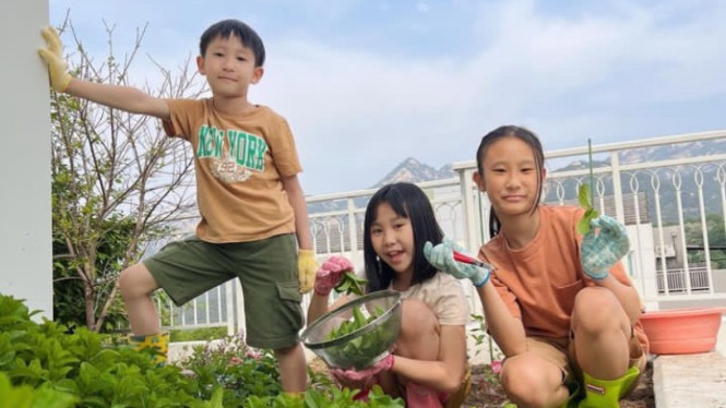 Instagram.com/kimbab.familyofficial