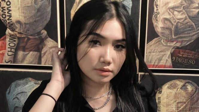 Instagram/marshellaaprilia