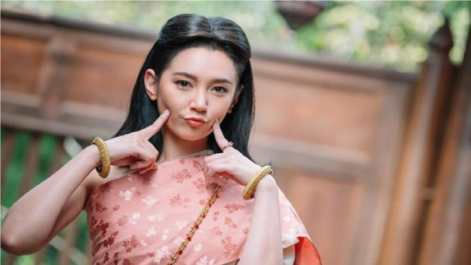 Instagram/bellacampen