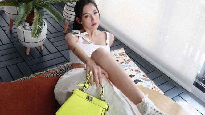 Instagram/bellacampen 