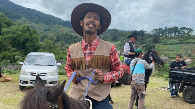 Instagram/ @panduwinoto13