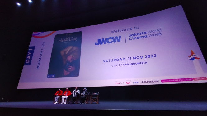 IntipSeleb/ Wahyu Firmansyah