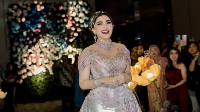 Instagram/ashanty_ash