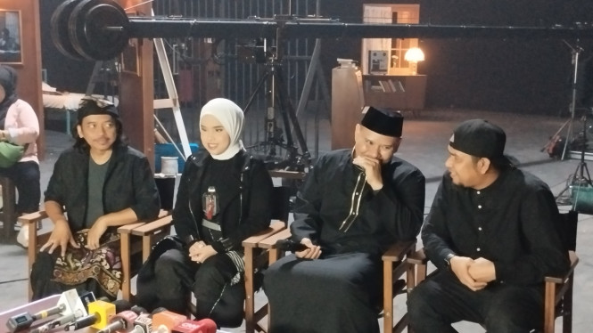 IntipSeleb/ Wahyu Firmansyah