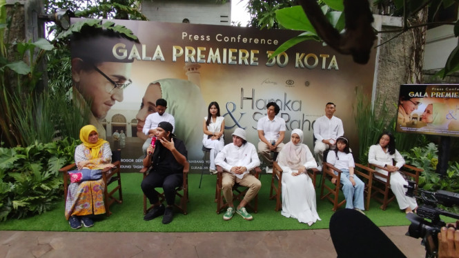 IntipSeleb/ Wahyu Firmansyah