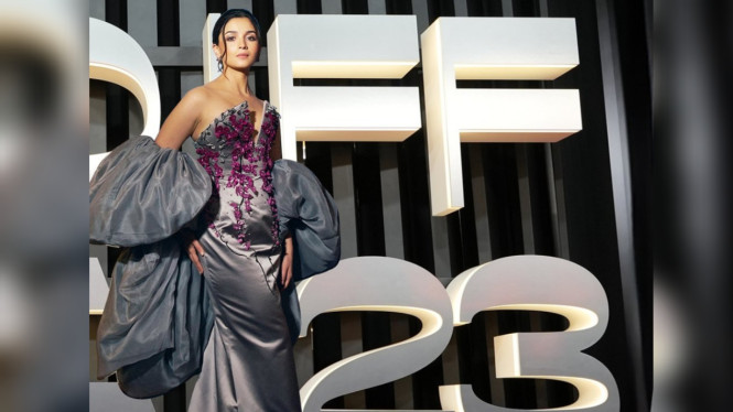 Instagram/aliaabhatt