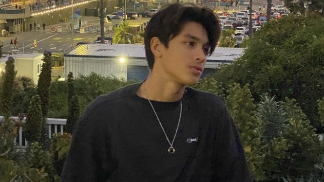 7 Potret Terbaru Eddy Meijer Anak Maudy Koesnaedi, Sudah Beranjak Dewasa