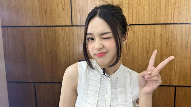 Instagram/ @elsaajapasal