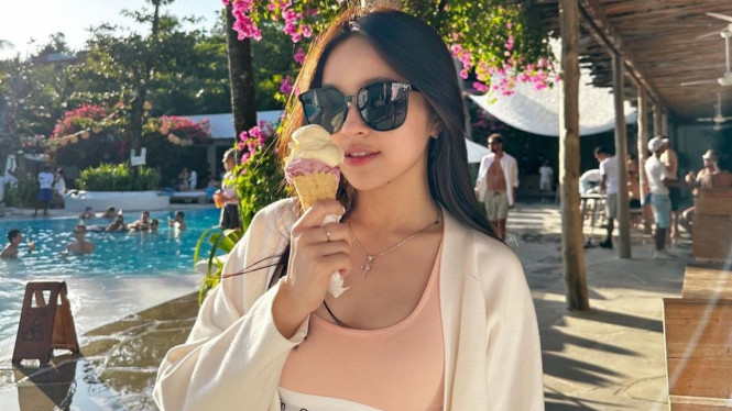 Instagram/ @elsaajapasal