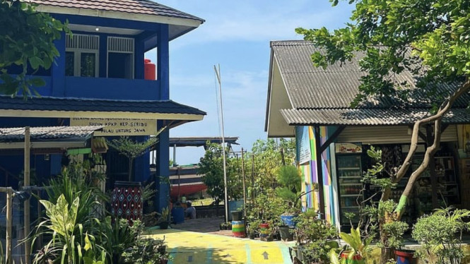 pulauseribu.tourism/instagram