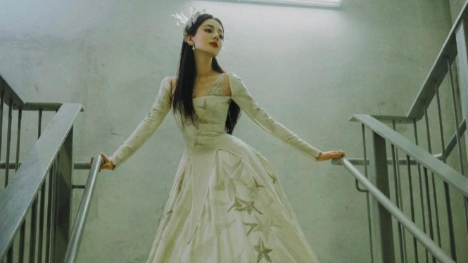 Instagram/dilraba_030692