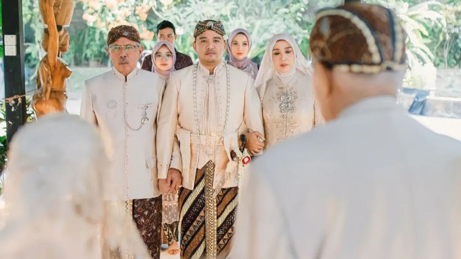 Instagram/ @roby_geisha